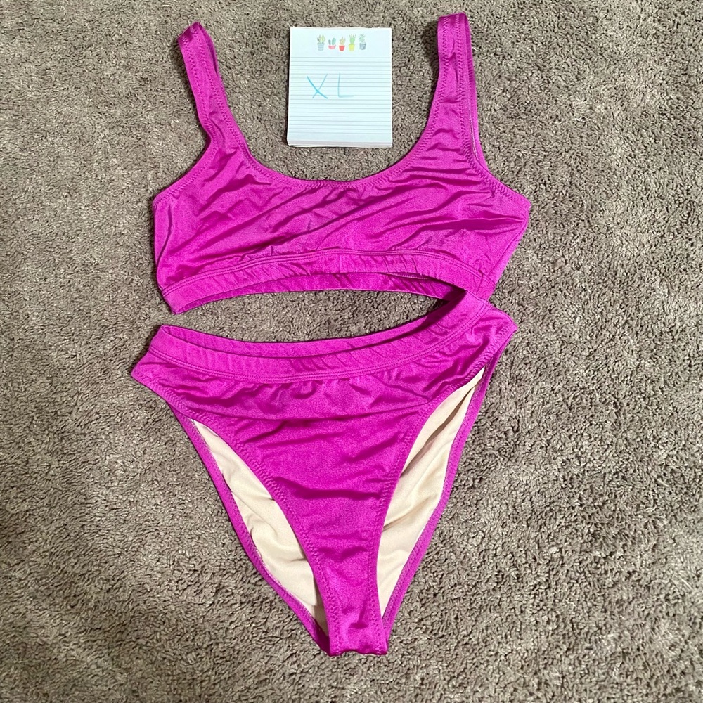 XL high cut hot pink bikini
